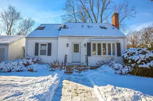 11 Nevins Ave, Longmeadow, MA 01106 - Photo 2