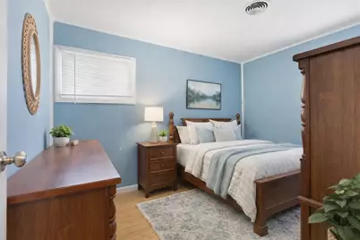 106 Baldwin Ave, Framingham, MA 01701 - Photo 6