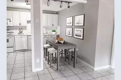 151 King #202, Franklin, MA 02038 - Photo 2