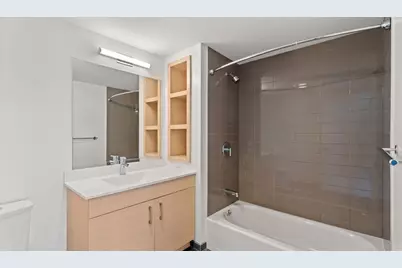 99 Kneeland St #1608, Boston, MA 02111 - Photo 4