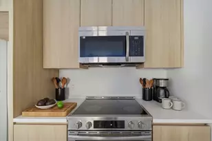 1035 Commonwealth Ave, Boston, MA 02215 - Photo 2