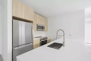 1035 Commonwealth Ave, Boston, MA 02215 - Photo 4