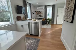 41 Elm St, Andover, MA 01810 - Photo 2