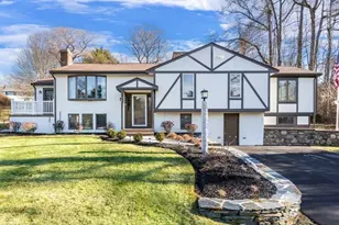 201 Crossfield Rd, Franklin, MA 02038 - Photo 1