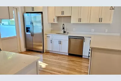 71 Bolivar St #C, Canton, MA 02021 - Photo 4