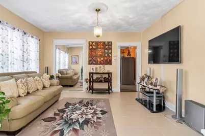 87-87A Brookfield St, Lawrence, MA 01843 - Photo 8
