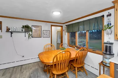 166 Montgomery Rd, Westfield, MA 01085 - Photo 8