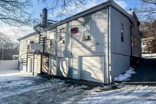 12 Prince St, Fitchburg, MA 01420 - Photo 4