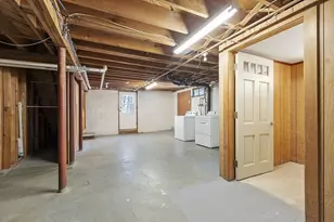 65 Helena St, Leominster, MA 01453 - Photo 34