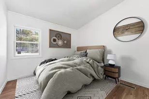 37 Sun Valley Rd, Holyoke, MA 01040 - Photo 16