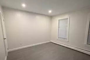 9 Fulton St, Lowell, MA 01850 - Photo 4