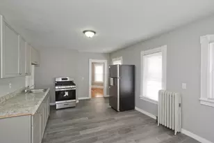 744-746 Carew St, Springfield, MA 01104 - Photo 8