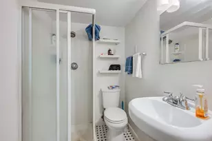 6 Goodwin Pl, Boston, MA 02114 - Photo 10