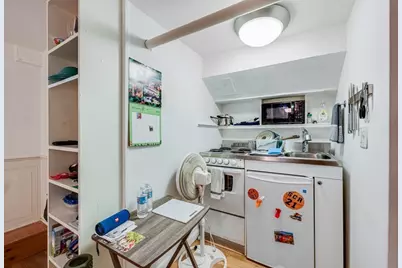 6 Goodwin Place #B, Boston, MA 02114 - Photo 6