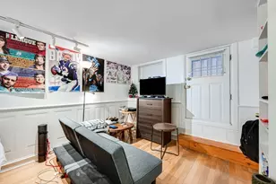 6 Goodwin Pl, Boston, MA 02114 - Photo 4