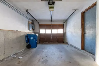 21 Meadowvale Rd, Burlington, MA 01803 - Photo 38