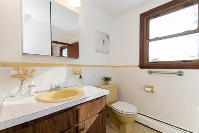 21 Meadowvale Rd, Burlington, MA 01803 - Photo 26