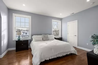 667 Boylston St #667, Newton, MA 02459 - Photo 14