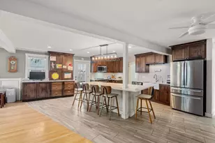 4 Waite Ave, Burlington, MA 01803 - Photo 8