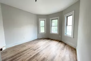 10 Wave Ave, Boston, MA 02125 - Photo 4