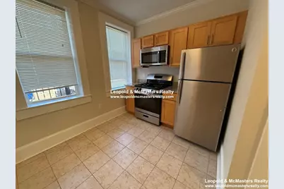 10 Short St #4, Brookline, MA 02446 - Photo 4