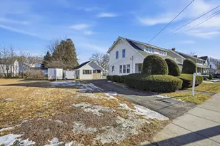 62 Talcott Ave, West Springfield, MA 01089 - Photo 2