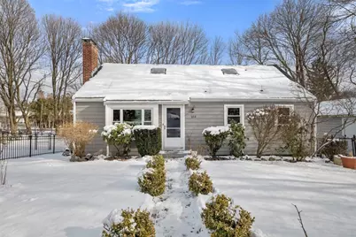 104 Myrtle Ave, Wakefield, MA 01880 - Photo 26