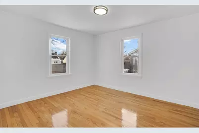 47 Victoria St, Springfield, MA 01104 - Photo 14