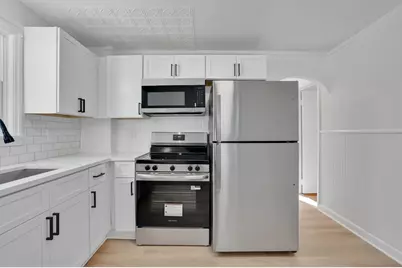 47 Victoria St, Springfield, MA 01104 - Photo 8