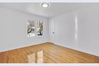 47 Victoria St, Springfield, MA 01104 - Photo 18