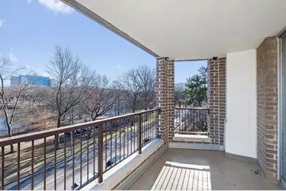 77 Pond Avenue #401, Brookline, MA 02445 - Photo 8