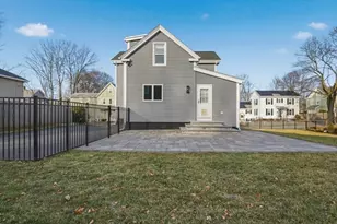6 Everett St, Stoneham, MA 02180 - Photo 24