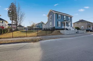 6 Everett St, Stoneham, MA 02180 - Photo 2