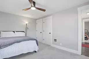 6 Everett St, Stoneham, MA 02180 - Photo 20