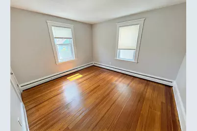 8 Arthur St #1, Salem, MA 01970 - Photo 4