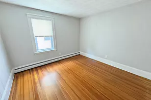 8 Arthur St, Salem, MA 01970 - Photo 6