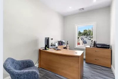 2 Lincoln #2, Somerville, MA 02145 - Photo 4