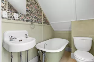 19 Trask St, Gloucester, MA 01930 - Photo 22