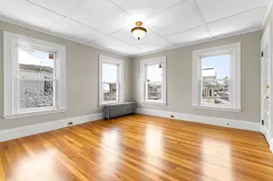 19 Trask St, Gloucester, MA 01930 - Photo 10