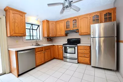 353 Cross St, Hanson, MA 02341 - Photo 12