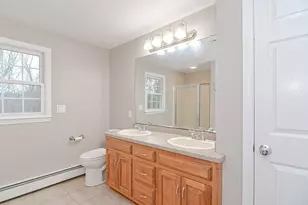 173 East St, Upton, MA 01568 - Photo 18