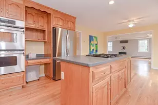 173 East St, Upton, MA 01568 - Photo 4