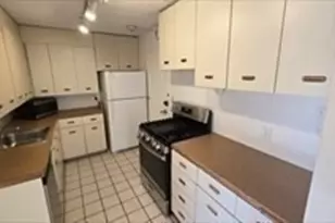 77 Pond Ave, Brookline, MA 02072 - Photo 4