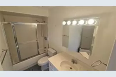 77 Pond Avenue #606, Brookline, MA 02072 - Photo 12