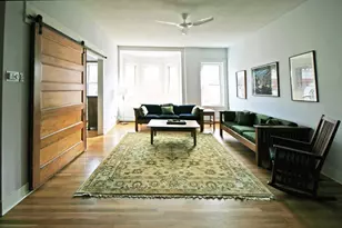 29 Pleasant St, Northampton, MA 01060 - Photo 4