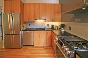 29 Pleasant St, Northampton, MA 01060 - Photo 14