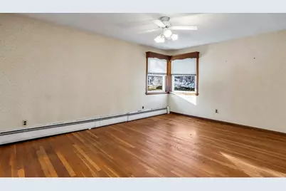 31 Webster Ave, Beverly, MA 01915 - Photo 8