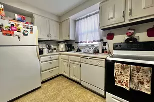 540 Granby Rd, South Hadley, MA 01075 - Photo 4