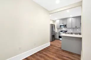 105 School St, Boston, MA 02119 - Photo 2