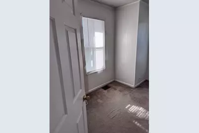 20 Buckminster St, Framingham, MA 01702 - Photo 6